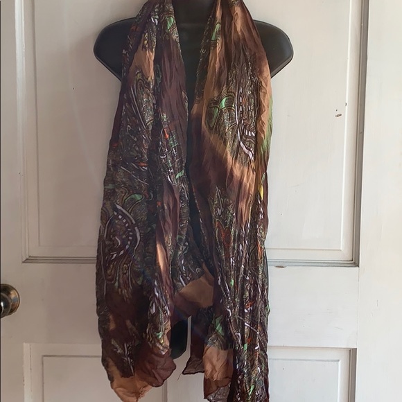 Scarf - Picture 1 of 2